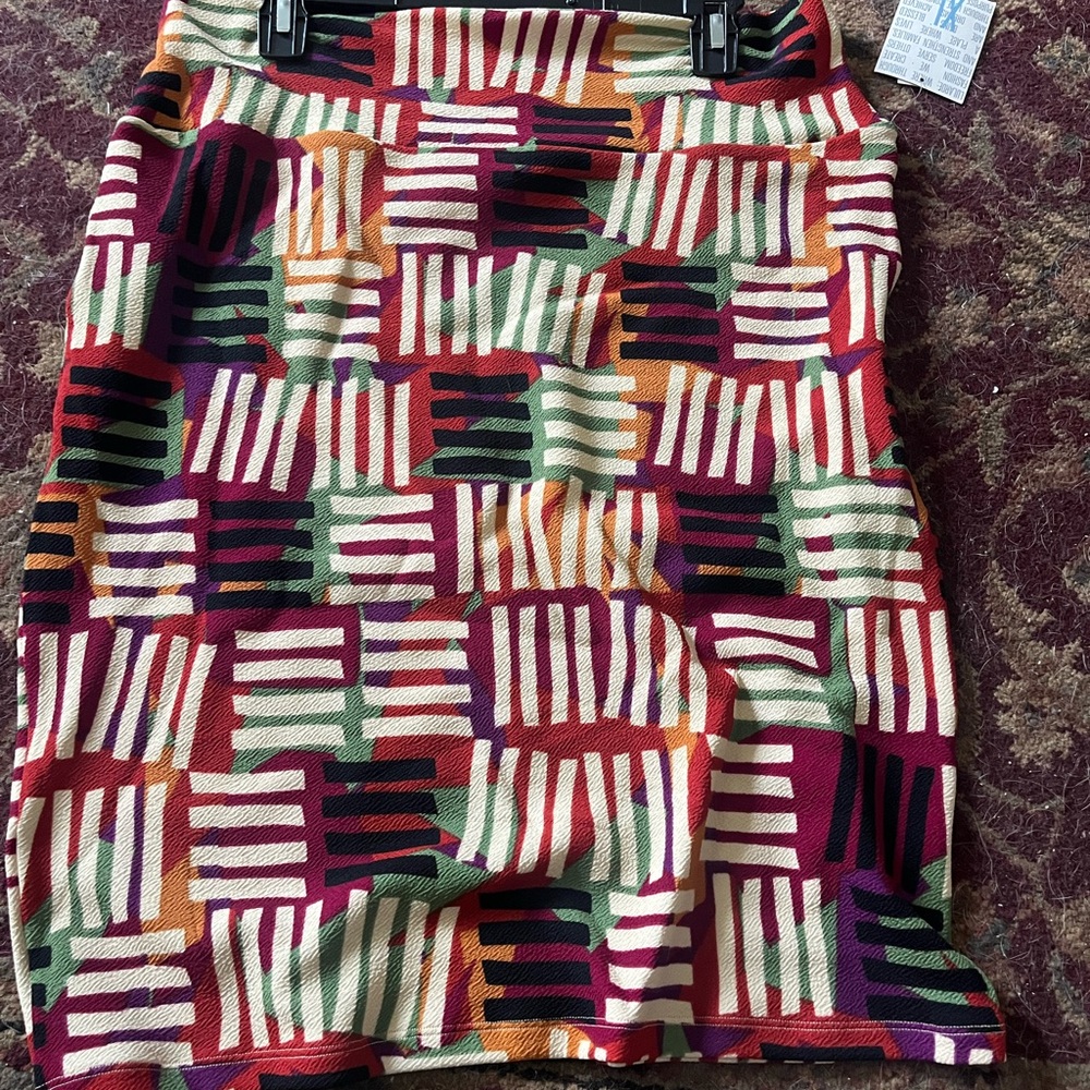 LuLaRoe Cassie Multicolor Geometric Pattern Knit Skirt Size XL